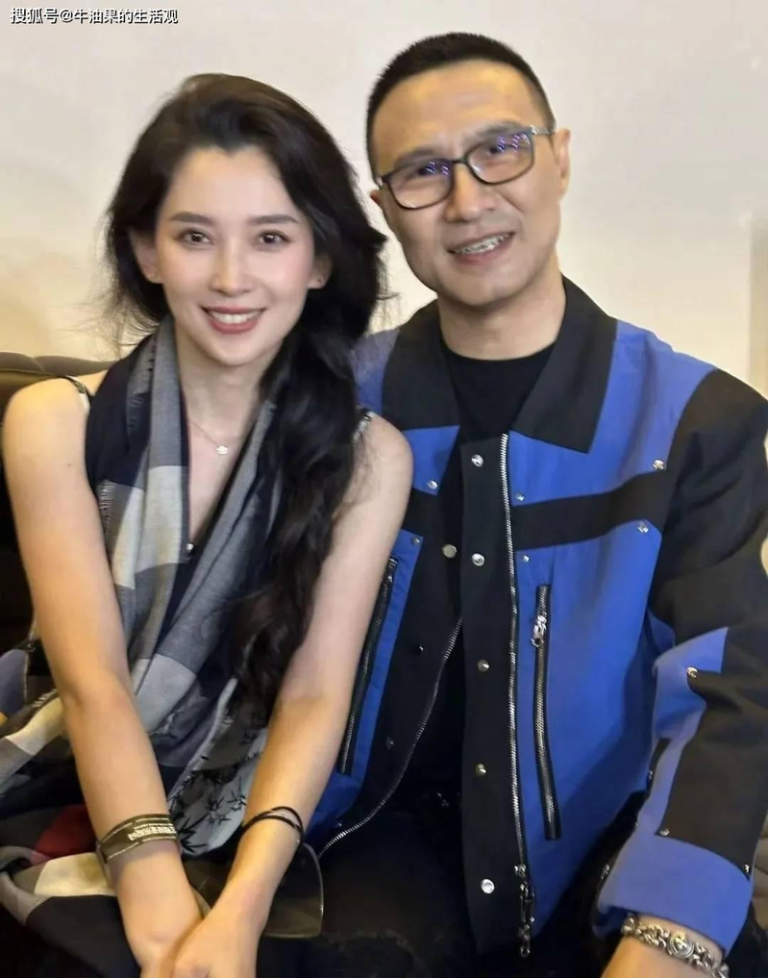 汪峰女儿晒男友、前妻葛荟婕公开恋情 「全家恋爱中」 汪峰(右)和森林北恋情稳定。(取材自微博)