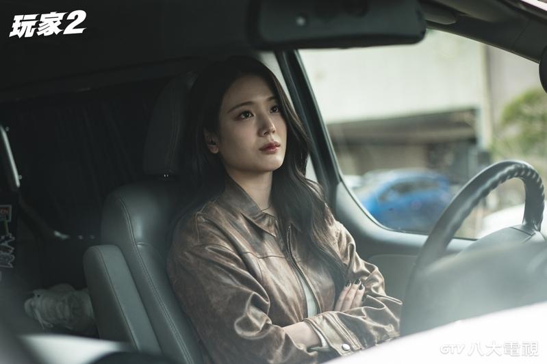 张圭悧在「玩家2」中饰演王牌赛车手。图/八大电视提供