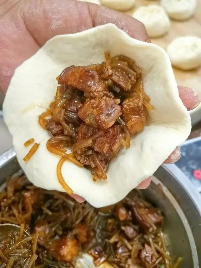 赵唯宏建了不少顾客群。(取材自新黄河)