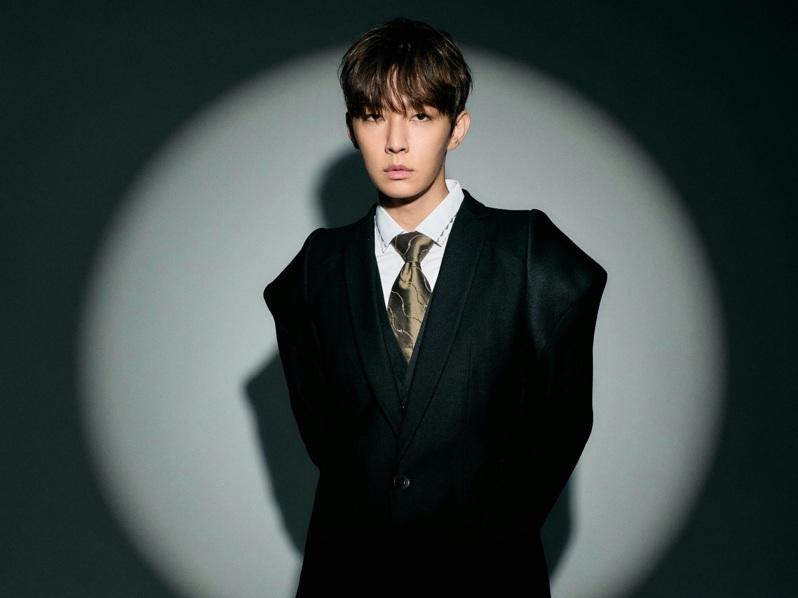 炎亚纶预告每场巡演都有彩蛋。图/晴空鸟提供