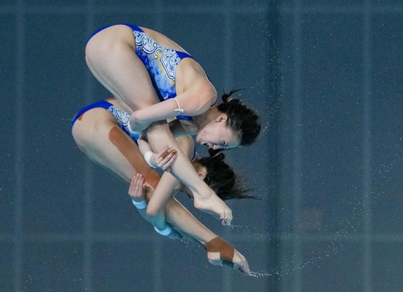 女子双人10米跳台，全红婵无缘奖牌。（视频截屏）