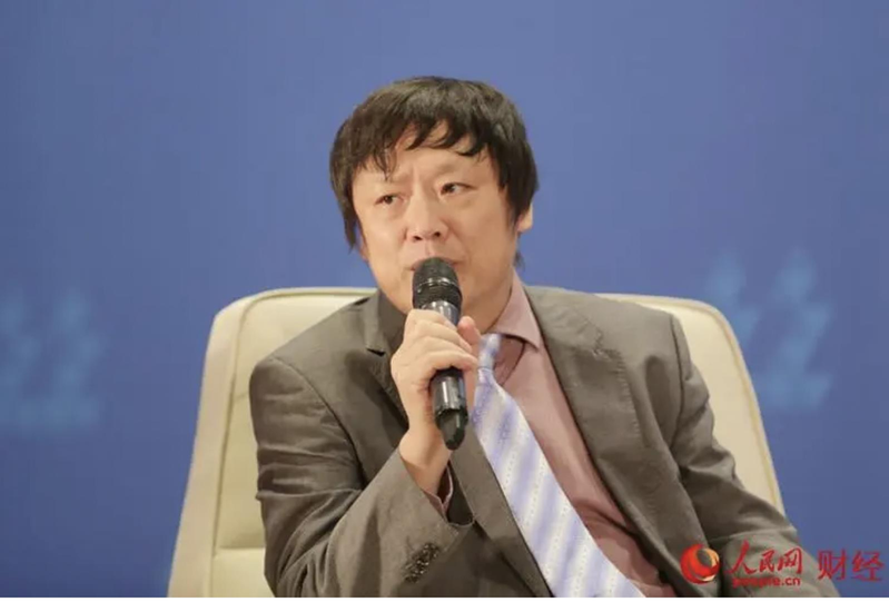 图为10月美国总统川普访日期间，日本首相高市早苗(图)在停泊于美军基地横须贺的「乔治华盛顿号」航空母舰上向军方人员发表演说。(美联社)