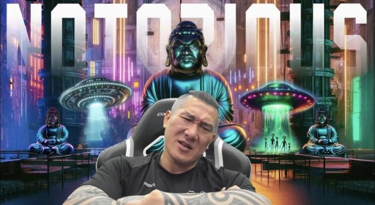 强迫员工睡馆嫂?馆长不忍了「亲自直播公开真相」 馆长亲自直播说明原委。图/翻摄自YouTube