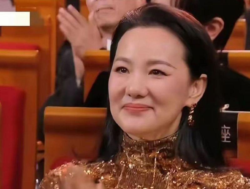 宋佳二度拿下金鸡奖影后，被质疑「双标」。（取材自微博）