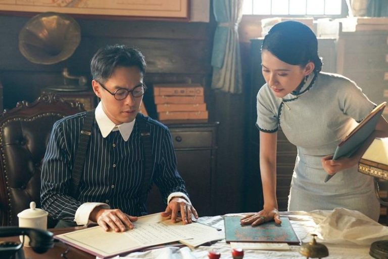 杨祐宁(左)首搭热依扎主演「灼灼韶华」。图／爱尔达电视 提供