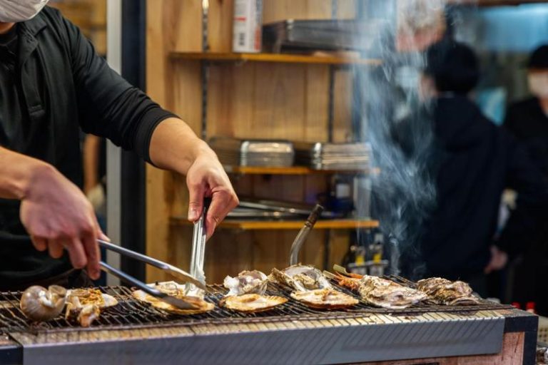 美驻日大使呛中又来禁水产这招 日业者不担心:早决定不再依赖中国 在中国禁止进口日本水产以后,美国成为日本扇贝最大出口国。(路透alamy)