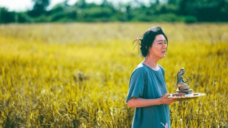 太美差点演不了 范冰冰为「地母」清牛粪、脸被摧毁 范冰冰在「地母」发挥演技,顺利入围影后。(图/金马执委会提供)