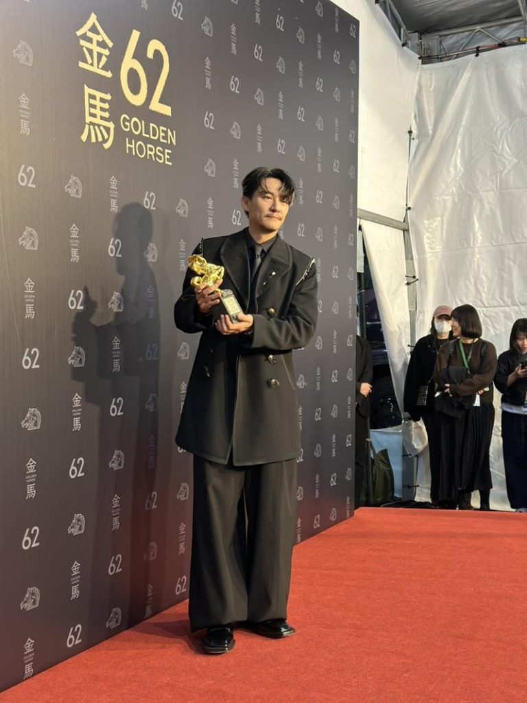 张震拿下金马男主角奖。记者陈慧贞／摄影