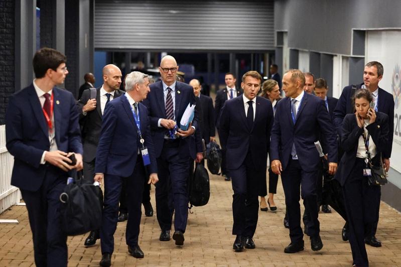 欧洲及其他西方领袖今天表示,美国提出的和平方案可作为终结俄乌战争的谈判基础,但「仍需进一步研议」。(路透)