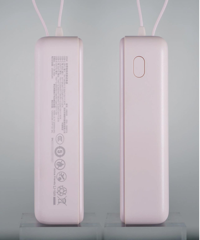 稍早中国曾规定必须要有3C认证的行动电源才可以带上飞机，但仍然发生机上起火等意外。新规将把3C认证取消，但采取更严格规定。（微博照片）