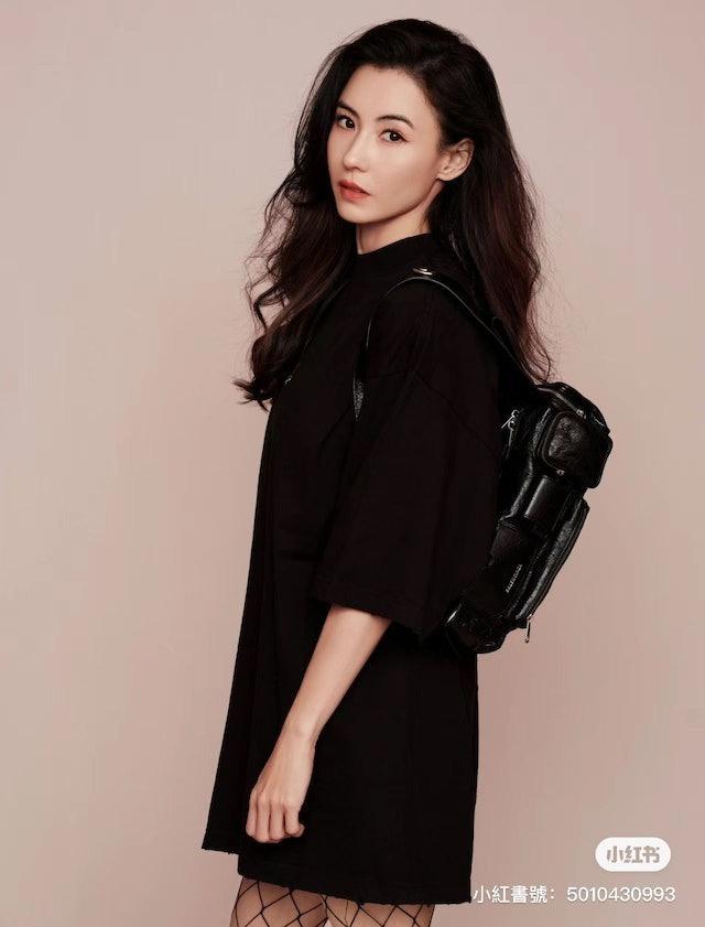 韩红基金会（见图，取材自澎湃新闻）启动应急回应，捐赠1000万元人民币，救助香港火灾灾民。