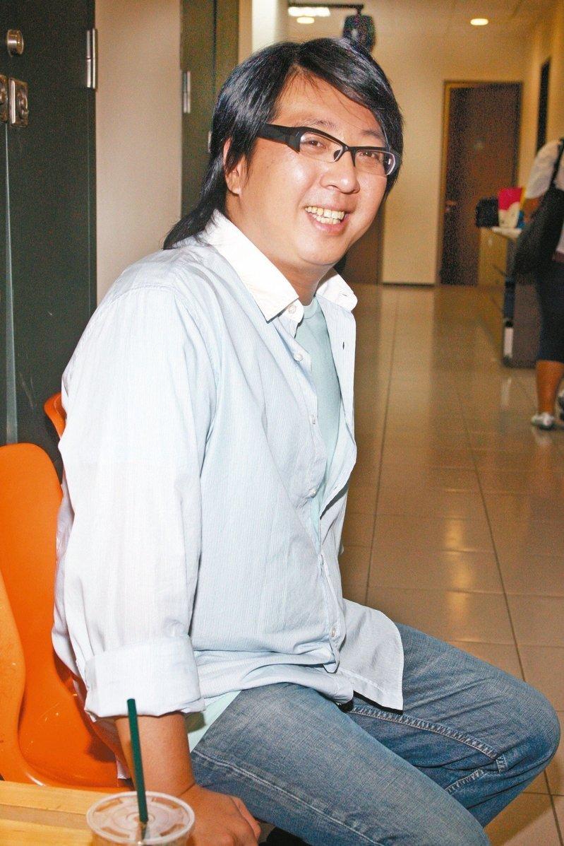 袁惟仁惊发送医。(本报系数据照片)