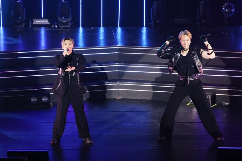 w-inds. 载歌载舞。记者王聪贤/摄影