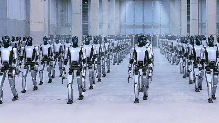 中企秀数百机器人列队被疑假片 「一镜到底还原真相」 中国机器人公司优必选发布的机器人视频。(视频截屏)