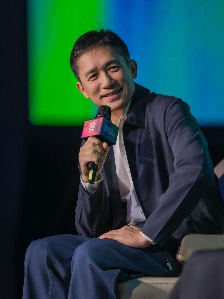 网友屡偶遇…梁朝伟辟谣移居日本 自爆要演连环杀手 梁朝伟将接拍电视剧。(取材自IG)