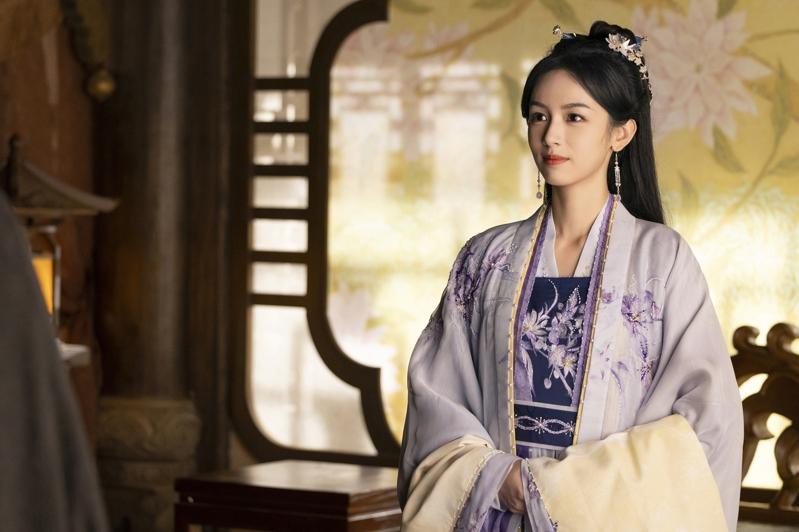 周也(右)、丞磊在「锦月如歌」中并肩作战。（图／爱尔达电视提供）