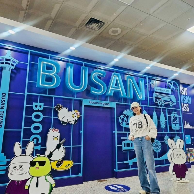 江祖平大啖鲜虾。图/摘自Threads