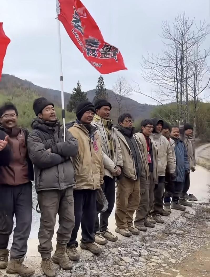 2025年10月8日,七星山杯国际「荒野求生挑战赛」第二季开赛。(取材自中国新闻周刊/视觉中国图)