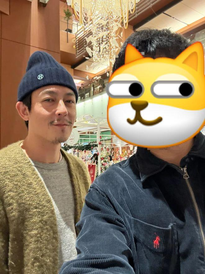 网友制作的「陈冠希本山化」梗图。(取材自微博)