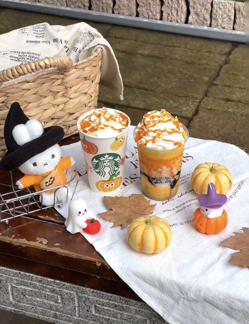 瑞幸咖啡在曼哈顿门店的内部陈设。(取材自小红书)