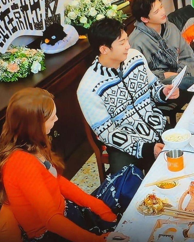 黄景瑜据传有「长期稳定恋情」。(取材自微博)