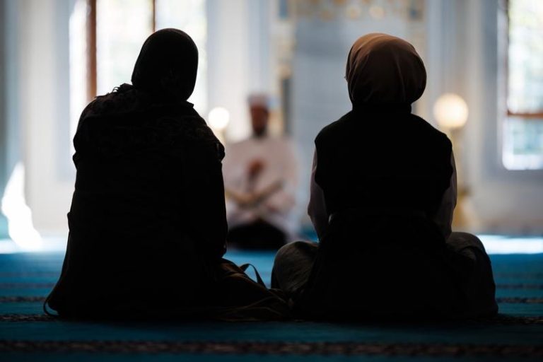 奥地利国会议员今天通过一项法案，禁止14岁以下女生在学校佩戴头巾。(欧新社)