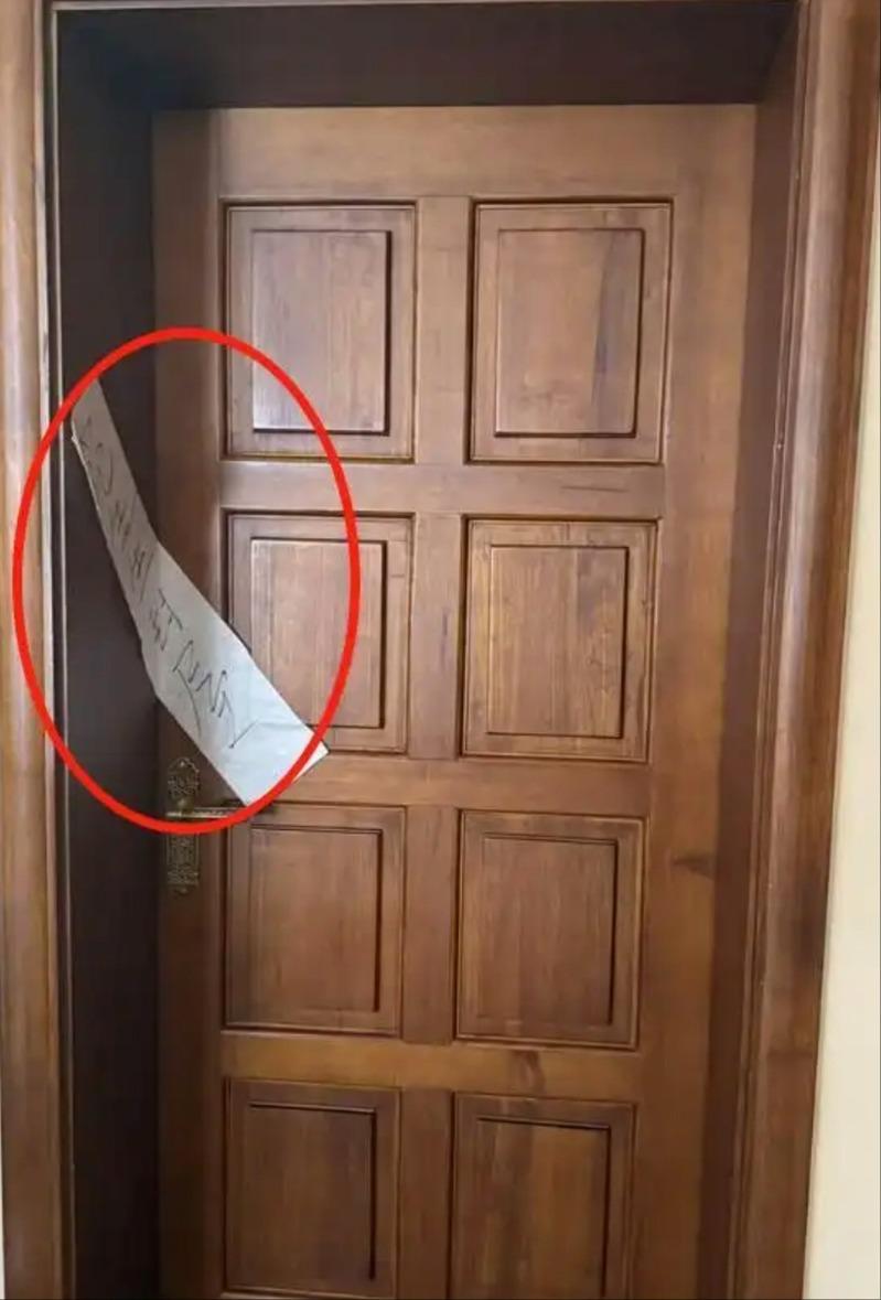 范曾与妻子徐萌。(取材自范曾微博)