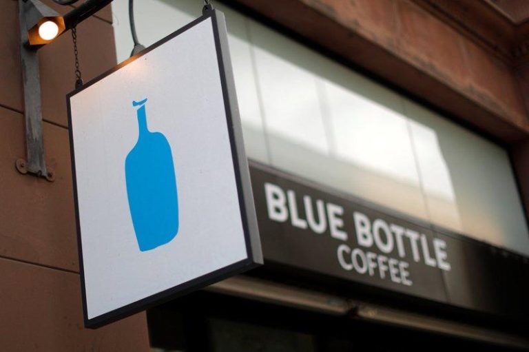 瑞幸咖啡传出考虑竞购雀巢旗下连锁品牌蓝瓶咖啡（Blue Bottle Coffee）。（路透）