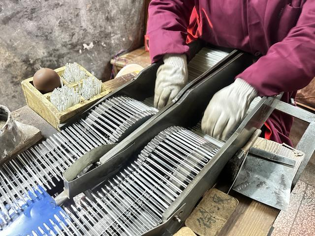 一支水银体温计标价99.9元人民币。(网页截屏)