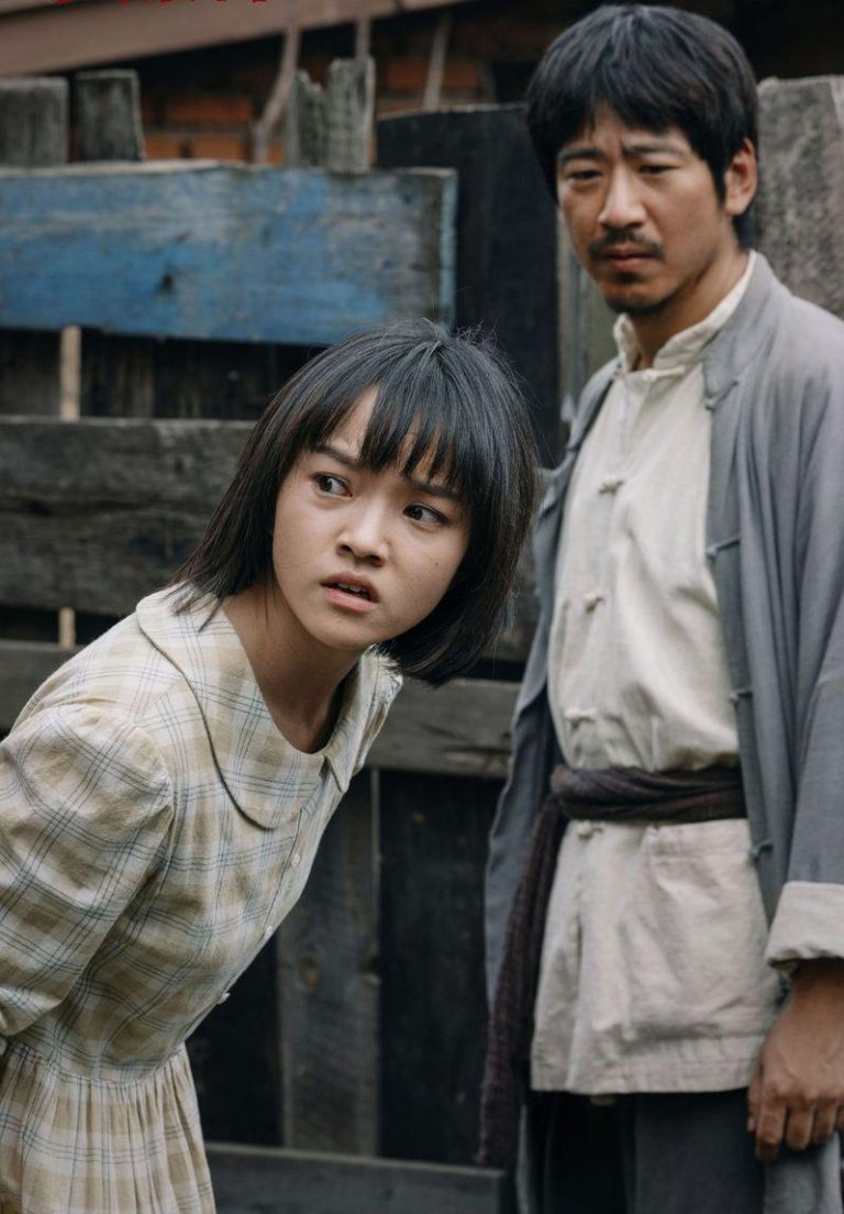 被指「超越美剧质感」 2025陆剧最高开分作品是… 「反人类暴行」成为今年度国产剧最高开分作品。(取材自微博)