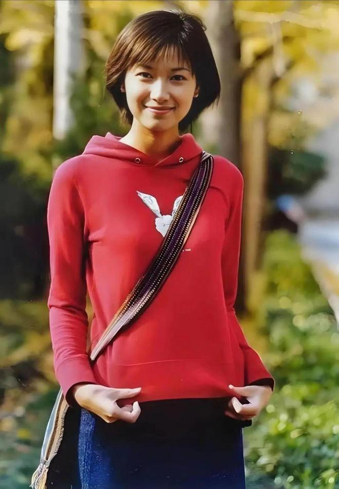 宁静透露自己20岁就立下遗嘱。(取材自微博)