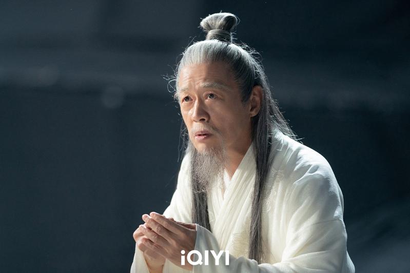 侯明昊在「逍遥」剧中饰演万妖之王「红烨」。图/iQIYI提供
