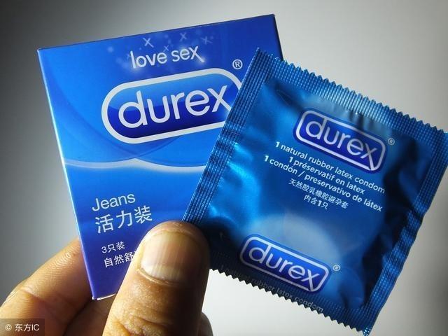在中国,男人被指连避孕套都消费不动了。(取材自每日头条/东方IC图)