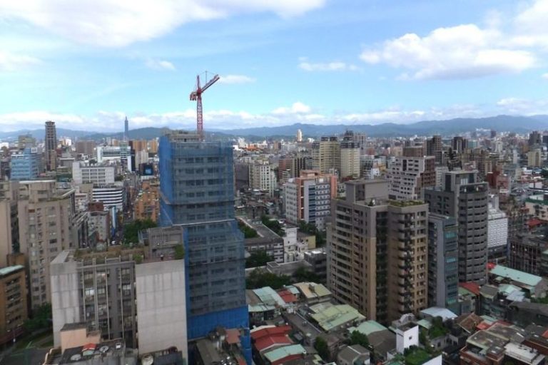 谁是台湾高房价元凶?专家:经济学人、王婉谕都说错了 房市示意图。(记者游智文摄影)