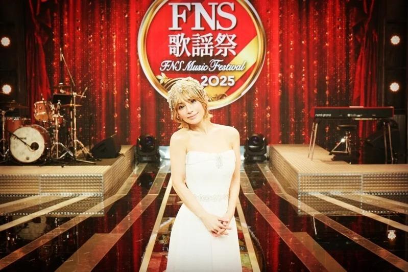 滨崎步上海演唱会日前遭临时取消,她返回日本后首次露面霸气喊「我会持续前进」。(取材自脸书)