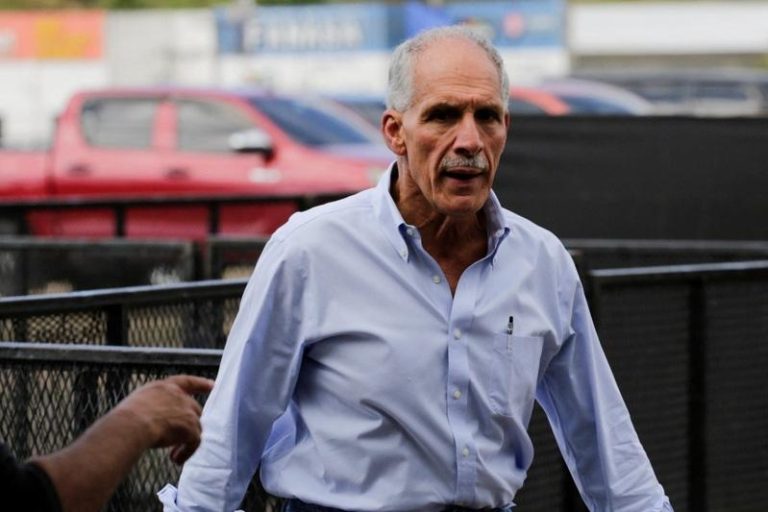 洪都拉斯总统大选开票拉锯战 领先者又换人 洪都拉斯举行总统大选,图为川普支持的国家党候选人阿斯夫拉。(路透)