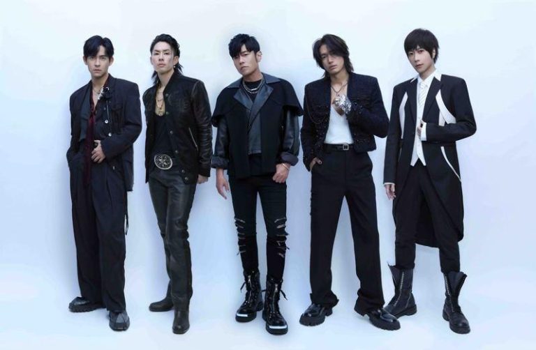 惊喜五巨头合唱 五月天阿信+周杰伦携手词曲、「F4-1」感动献声 五月天阿信(右起)、言承旭、周杰伦、吴建豪、周渝民携手合作新歌。(相信音乐提供)