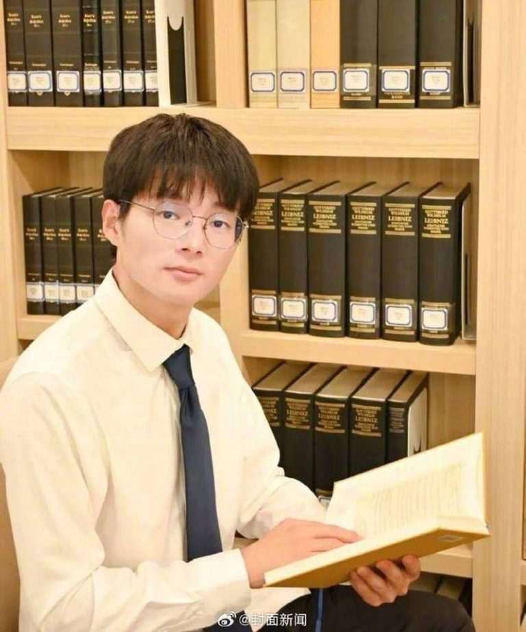 26岁研究员当上博士生导师 浙大「新百人计划」惹质疑 浙江大学马克思主义学院研究员闵超。(取材自微博)