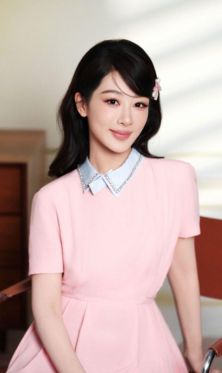 杨紫接连出演5部大女主剧，资源不容小觑。(取材自微博)