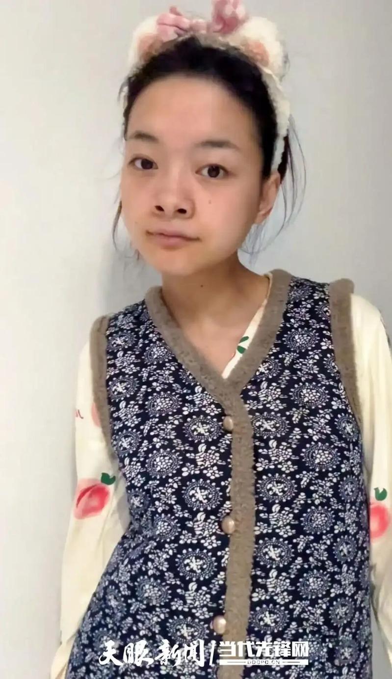 脑瘫患者林小糍粑靠着自学化妆，成为80万粉丝的美妆网红，更替家庭偿还40多万人民币债务。（取自林小糍粑抖音）