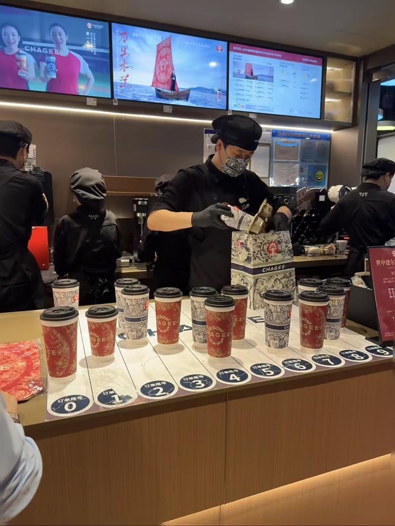 霸王茶姬门店。(取材自微博)