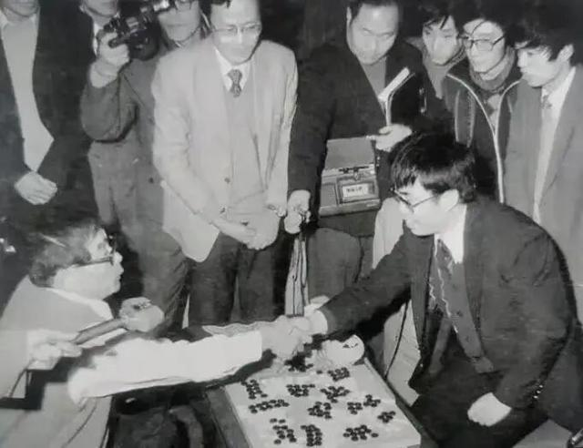 棋圣聂卫平。（新华社数据照片）