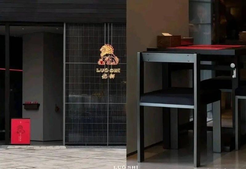 该门店在平台的整体评分为3.6分，62条评论中有21条为低分评价。（取材自封面新...