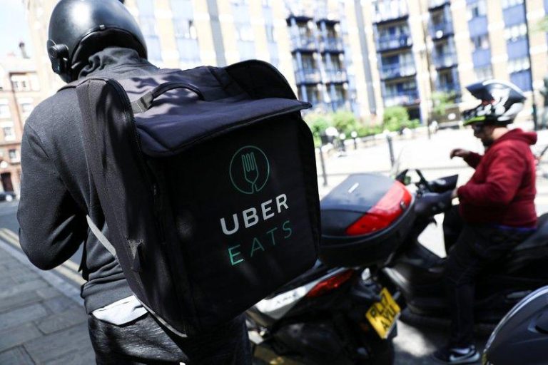 Uber扩大餐饮外送版图 进军欧洲7个新市场 Uber计划今年将旗下外送业务扩展至7个新的欧洲国家,希望此举能为公司在未来3年内,带来额外10亿美元的总预订额(gross bookings)。(路透)