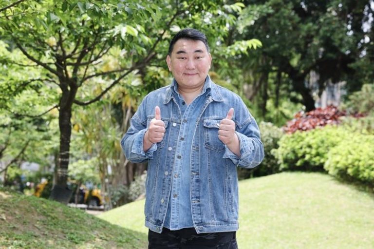 金钟男星徐亨离婚 女儿几岁都答不出来 金钟男星徐亨,自曝和女儿已经两年没联系,甚至连女儿今年几岁也不清楚。(本报数据照片)