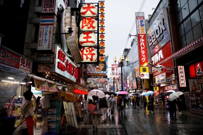日媒:日中关系恶化 成为日本关西经济的重压 图为大阪市商圈。示意图。(路透)