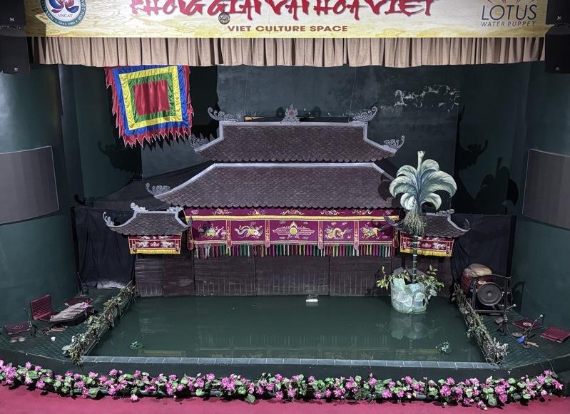 越南河粉是越南的国民美食与料理代表之一,近年来在国际上越来越受欢迎,河粉店遍布全球,以温润的汤头与份量饱满的牛肉掳获人心。河内河粉没有豆芽,而是搭配小油条。(中央社)