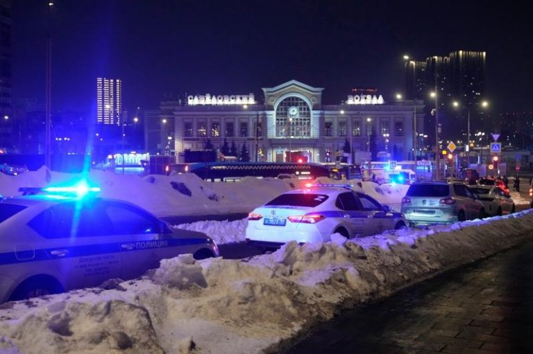 莫斯科火车站爆炸袭警 1死2伤凶嫌当场丧命 莫斯科市中心爆炸。(美联社)