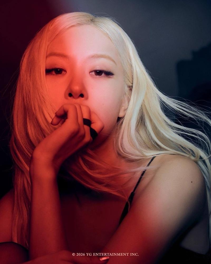 Lisa、Rosé、Jisoo、Jennie准备回归。图/摘自脸书