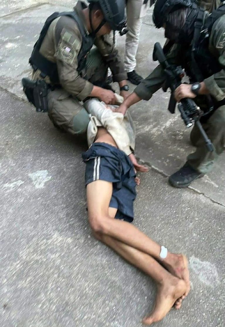 泰国宋卡府一间学校11日传出嫌犯在校园开枪，歹徒随后被警方逮捕，人质安全获释。(欧新社)